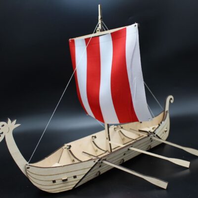 Wikingerschiff - mittel